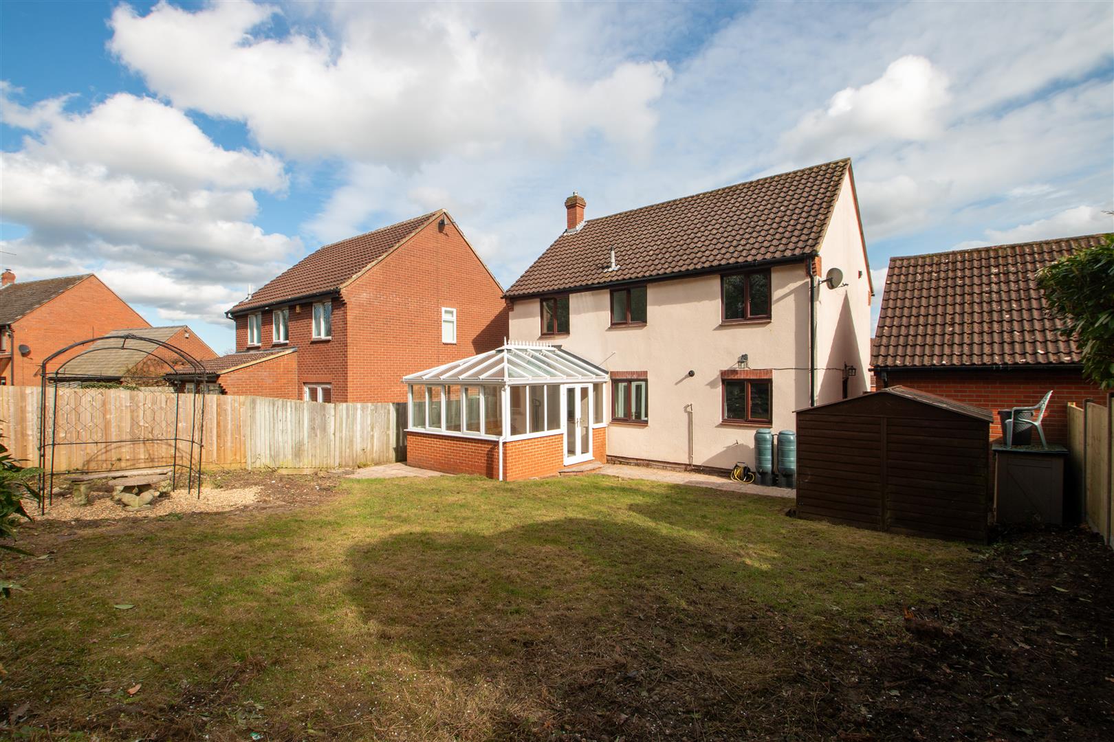 4 bed property in Pattison Lane, Milton Keynes